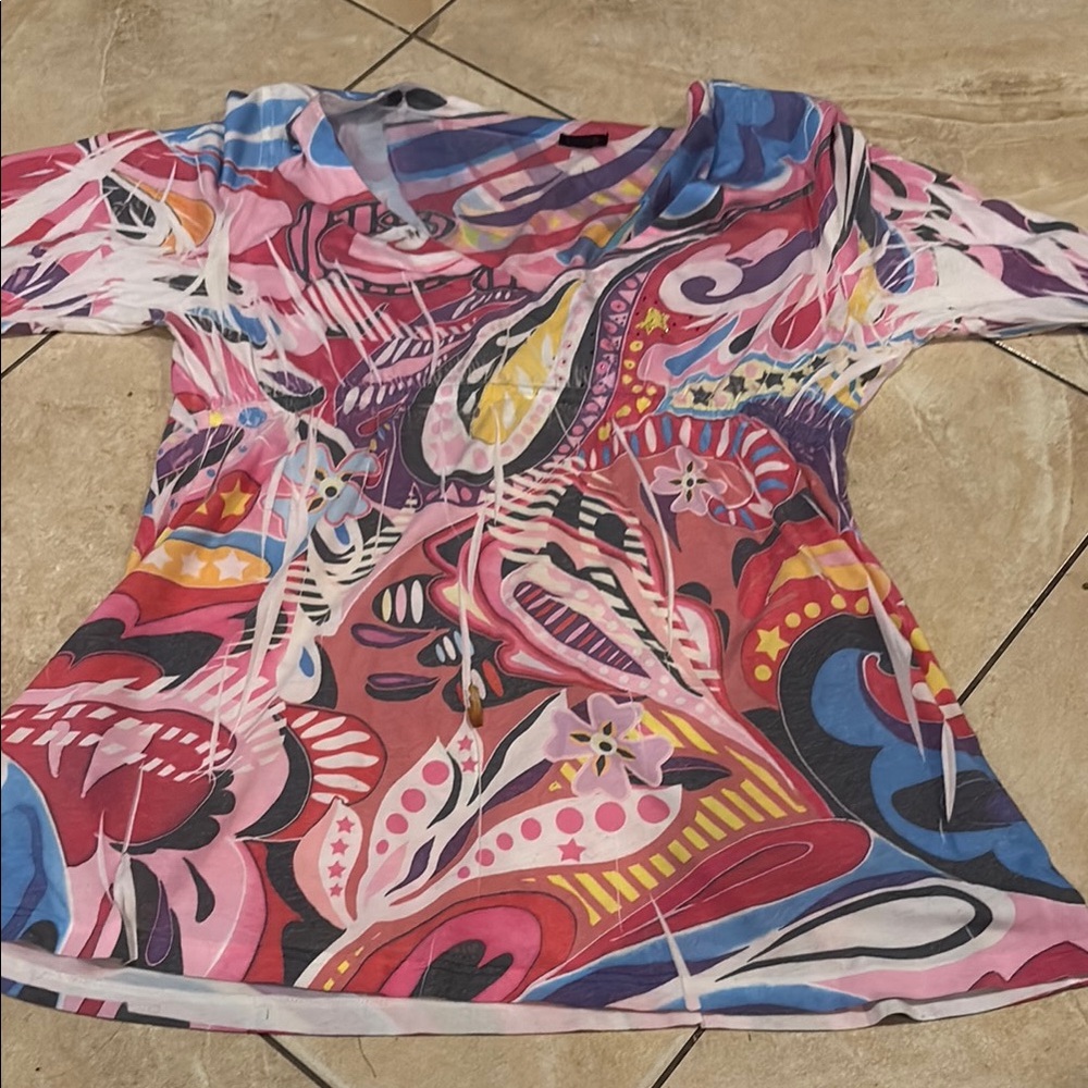 Yukiko Red and Pink Graphic 3/4 Sleeve Blouse